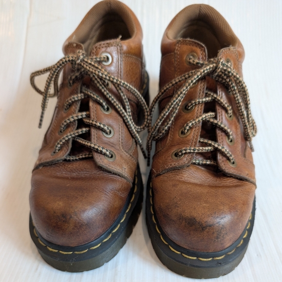 DOC MARTENS 9B08 Brown Leather Oxfords with Chunky Sole Size 9 UK - Picture 2 of 11